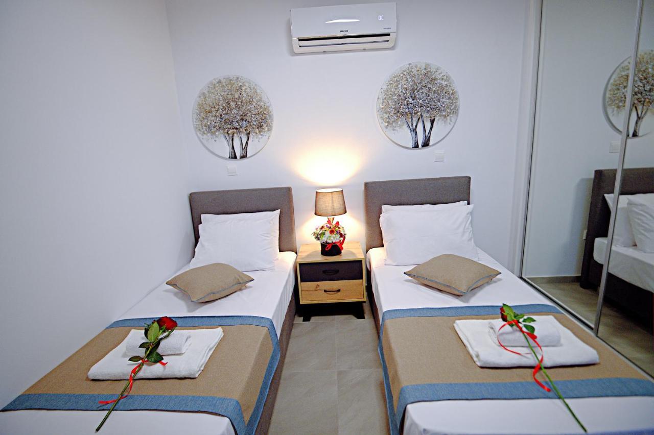Golden Tree Apartment Paralímni Extérieur photo